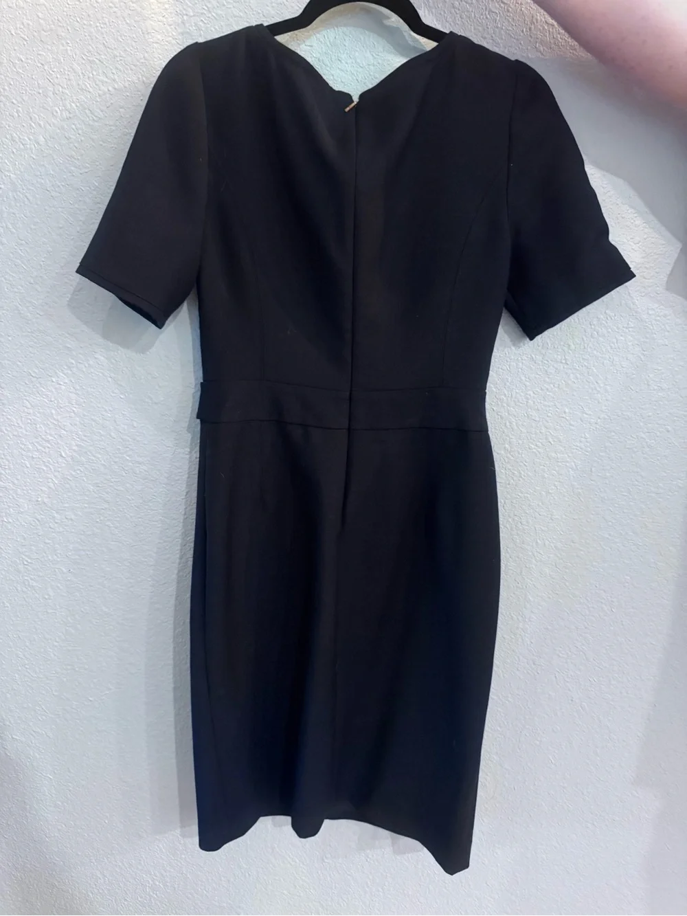 Tory Burch Black Short-Sleeve Midi Sheath Dress with Back Zip
